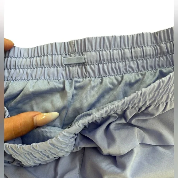 Athleta Hustle 3 inch shorts size 1X 💜 - Picture 11 of 11